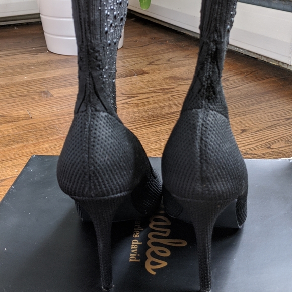 Charles by Charles David Peep toe booties - Picture 3 of 4